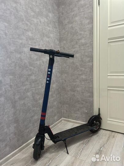 Самокат взрослый электрический бу Tribe