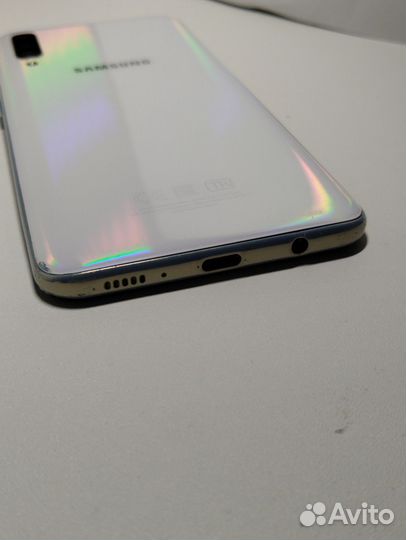 Samsung Galaxy A50, 4/64 ГБ