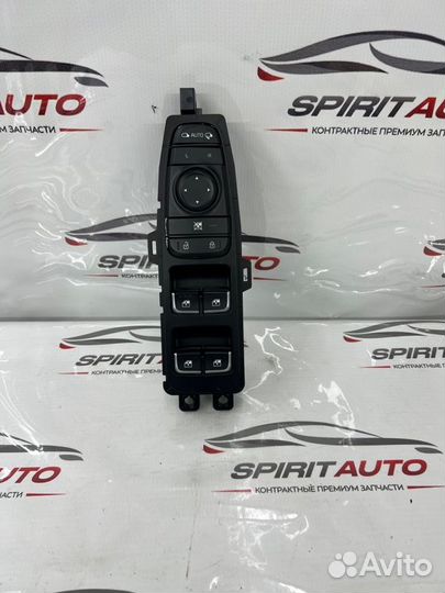 Блок управления стеклоподъемниками Kia Stinger 1