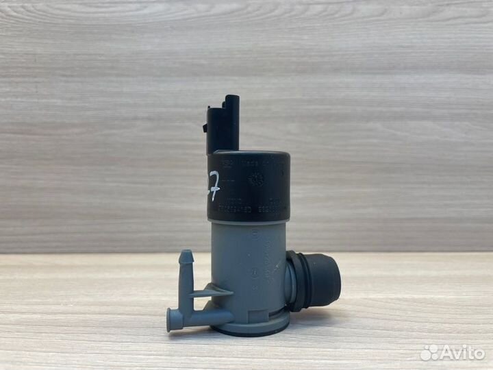 Насос стеклоомывателя Renault Logan
