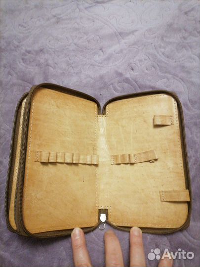 Пенал из крокодиловой кожи