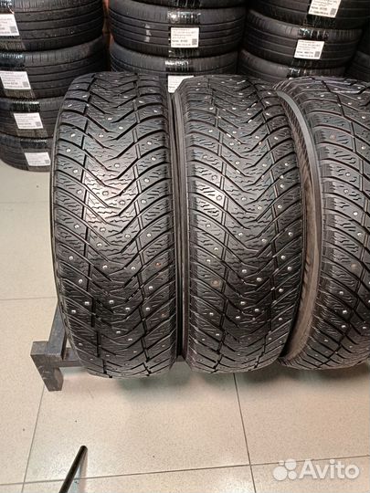 Yokohama Ice Guard IG65 215/65 R17 103T