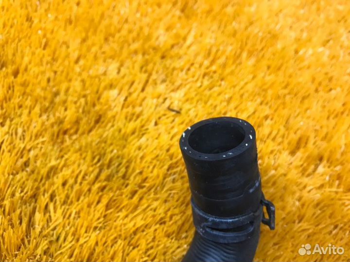 Патрубок системы охлаждения Porsche Cayenne 955