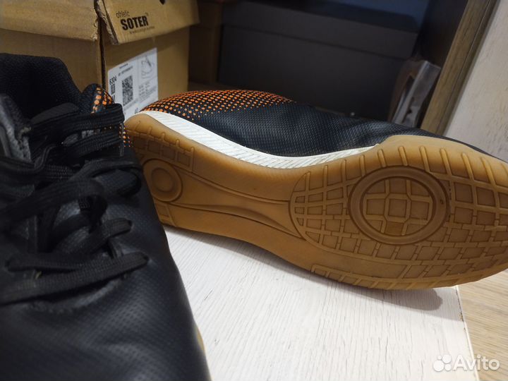 Бутсы для зала Демикс