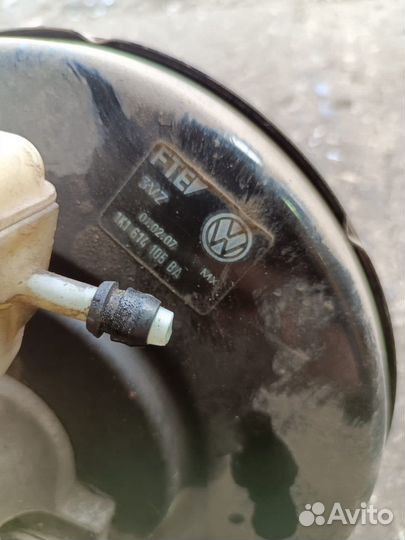 Вакуумный усилитель с гтц Volkswagen Jetta 5