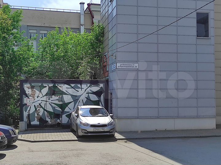 Торговая площадь, 303.4 м²