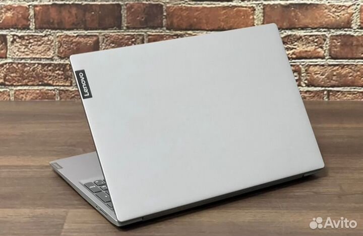 Игровой Lenovo s145 AMD a10/SSD 256gb