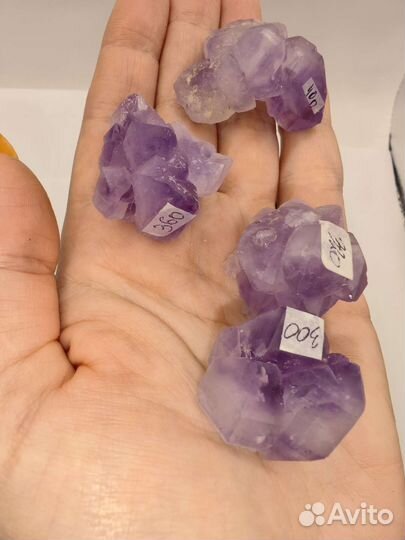 Аметист природные кристаллы
