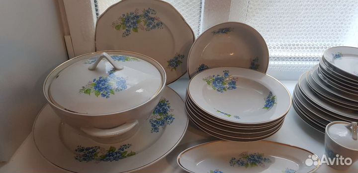 Набор столовой посуды на 6 персон