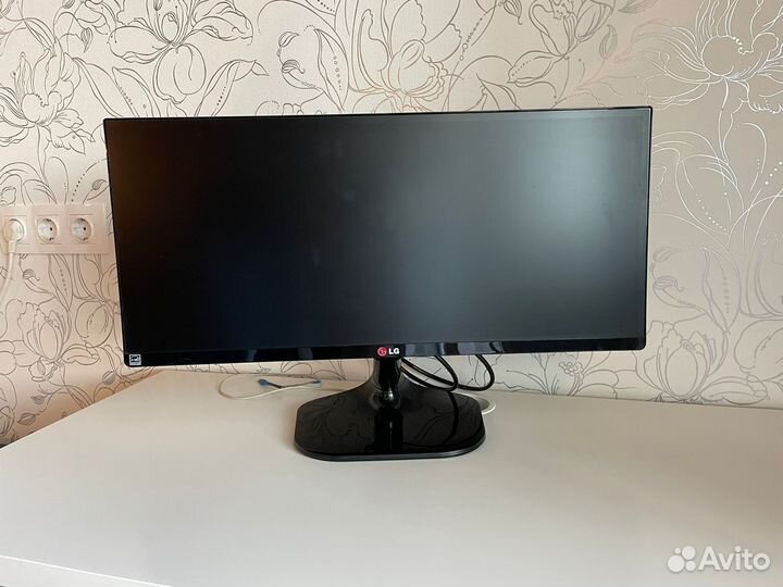 Монитор LG 25