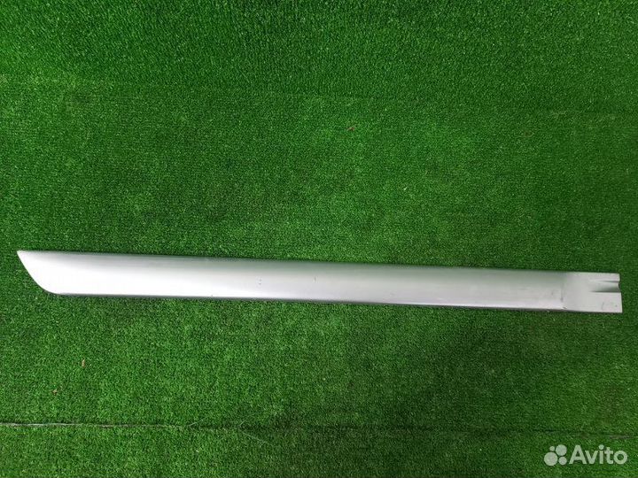 Молдинг на дверь задний правый Mitsubishi Lancer