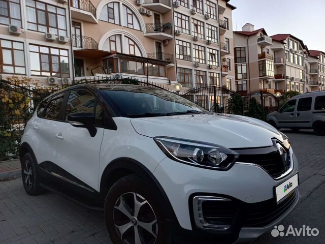 Renault Kaptur 1.6 CVT, 2017, 89 000 км с пробегом, цена 1550000 руб.