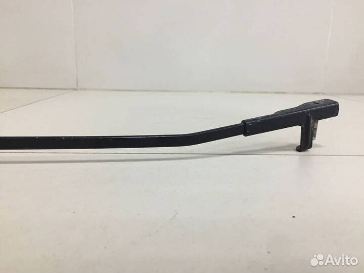 Поводок стеклоочистителя передний левый Ford Focus