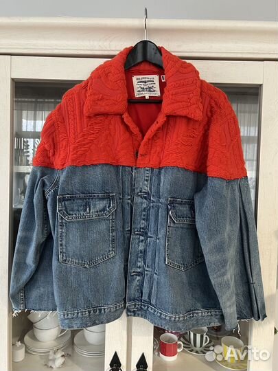 Джинсовая куртка levis