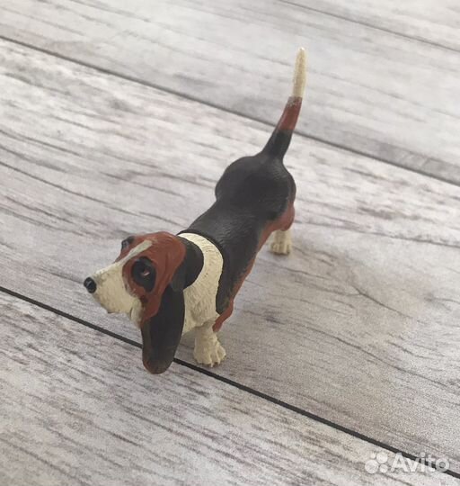 Фигурка бассет Papo 54012