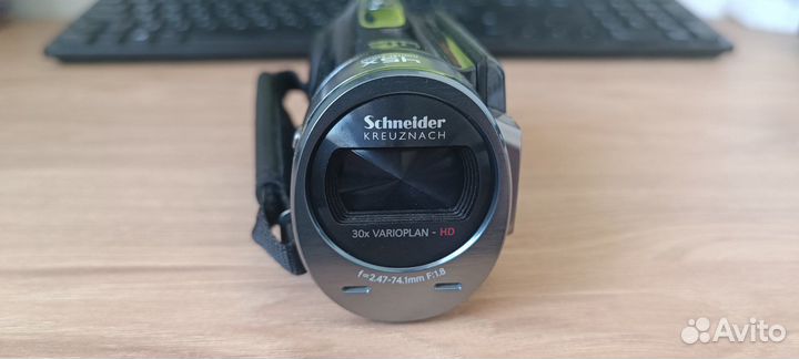 Видеокамера Samsung HMX-H430