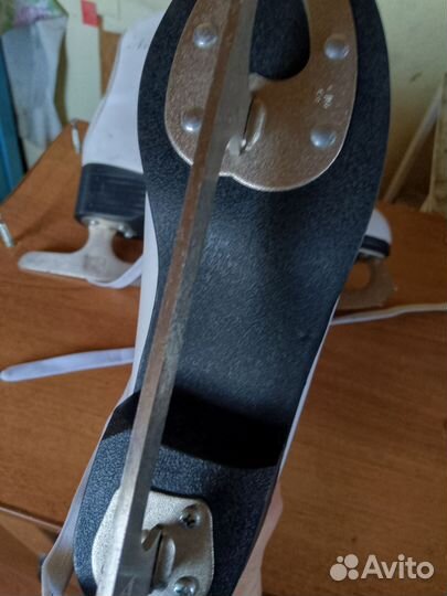 Коньки фигурные