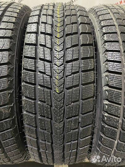 Roadstone Winguard Ice 225/65 R17 102Q