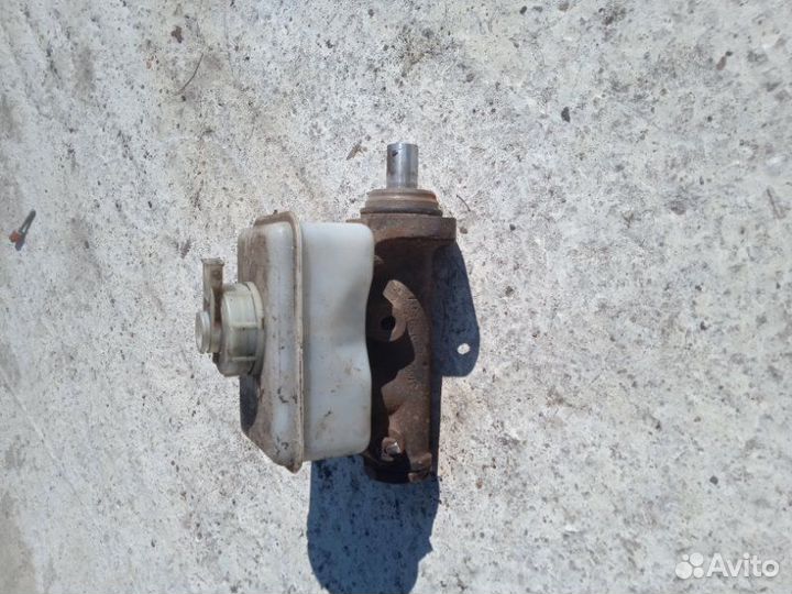 Главный тормозной цилиндр Газ 31105 седан 2.3 2005
