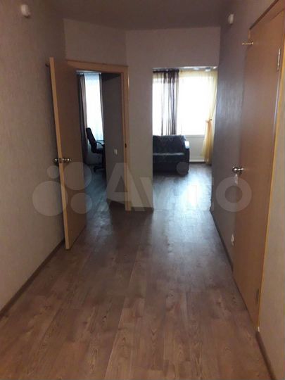 2-к. квартира, 44 м², 1/18 эт.
