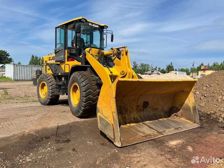 Аренда фронтального погрузчика. Быстрая доставка