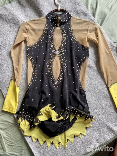 Костюм для художественной гимнастики