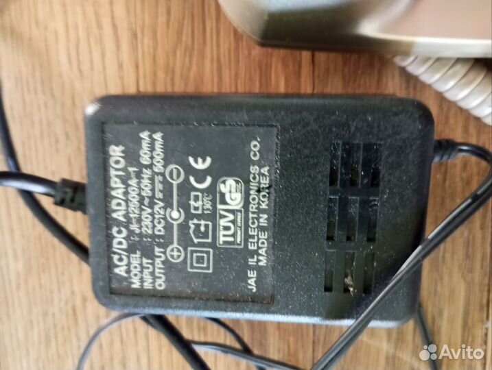 Стационарный кнопочный телефон LG, Корея