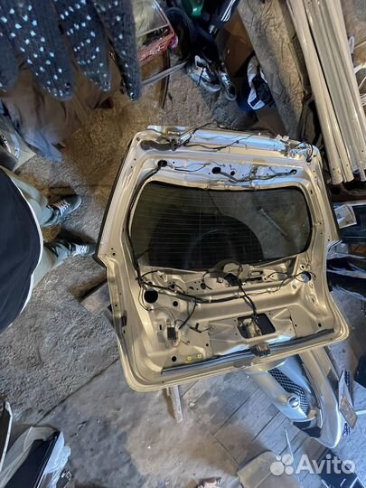 Крышка багажника subaru legacy