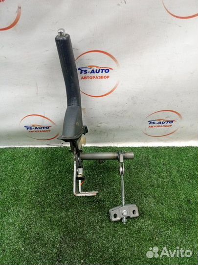 Ручник Kia Ceed купе 3 двери JD 1.6 G4FJ 2014