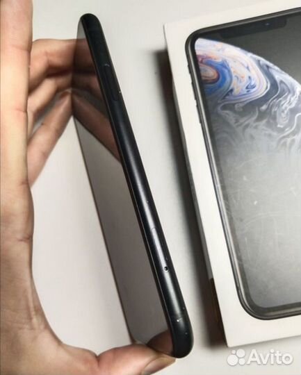 iPhone Xr, 64 ГБ