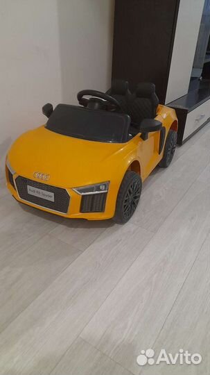 Детский электромобиль бу