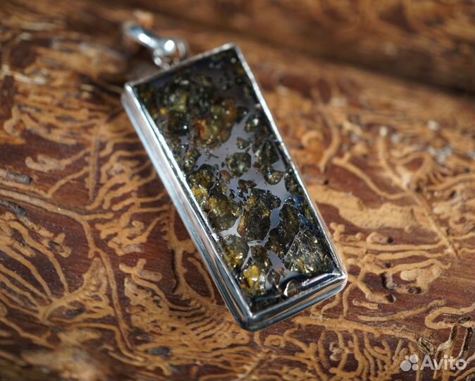 Кулон с метеоритом Сеймчан