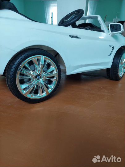 Детский электромобиль bmw