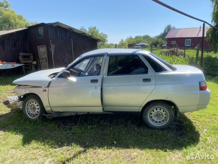 ВАЗ 2110 1.5 МТ, 2004, битый, 160 000 км