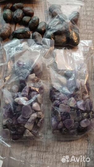 Натуральные камни: аметист, лазурит, цитрин и др