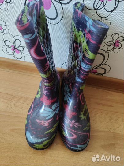 Резиновые сапоги