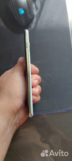 Samsung Galaxy S10, 8/128 ГБ
