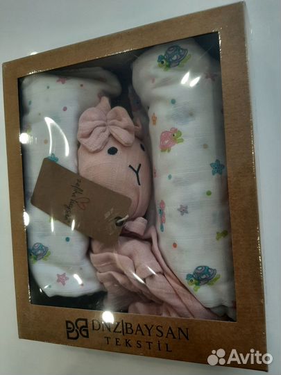 Подарок для новорожденного, пеленки и комфортер