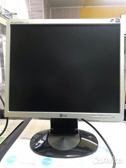 Мониторы в ассортименте 15