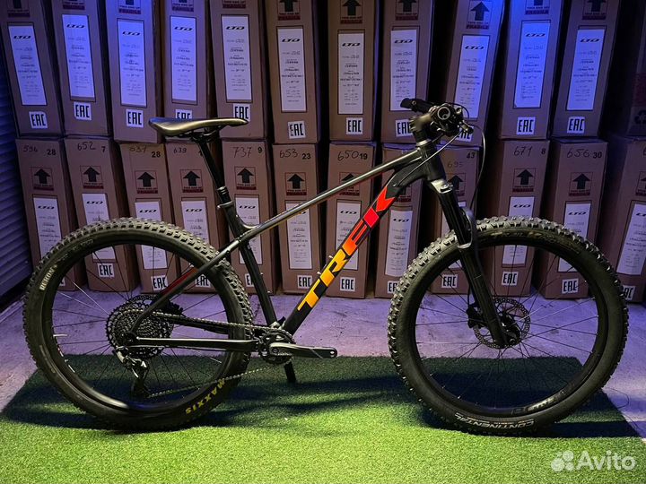 Мтб Trek Roscoe 8 Sram NX 12 RockShox Gold RL L