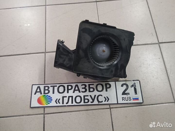 Мотор печки Лада Гранта