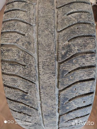 Bridgestone Ice Cruiser 7000 245/45 R17