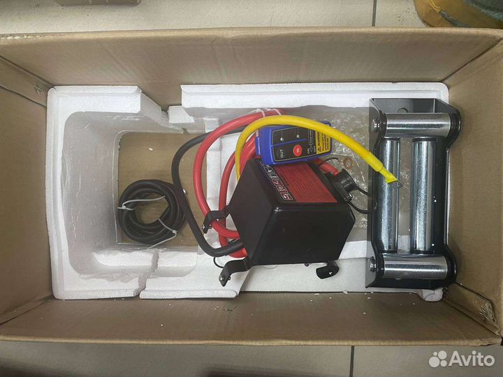 Лебедка автомобильная 8000 lbs