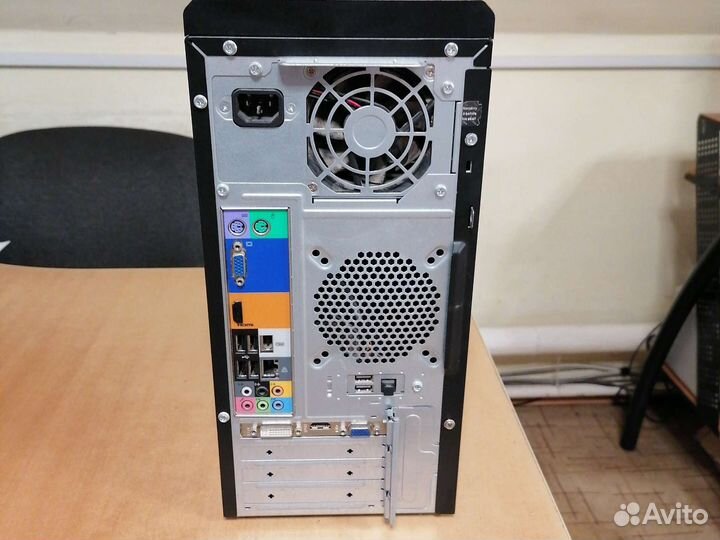 Системный блок Intel Core 2 Quad Q8300