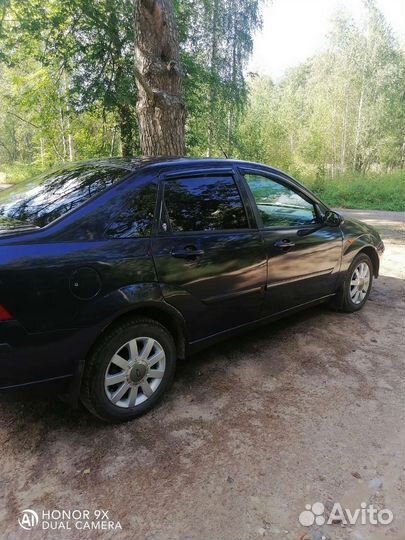 Ford Focus, 2002