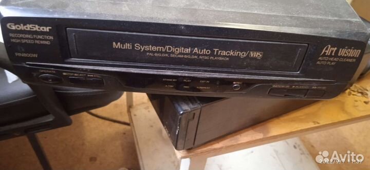 Видеомагнитофон