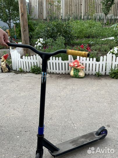 Трюковой самокат