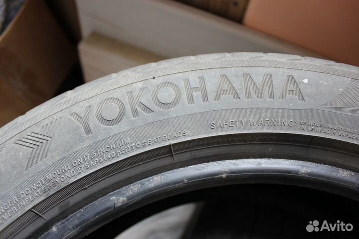 Yokohama ADVAN Sport V105S 225/50 R17