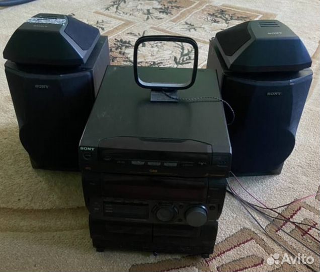 Музыкальный центр sony