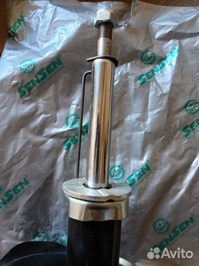 Стойка на Ниссан альмера